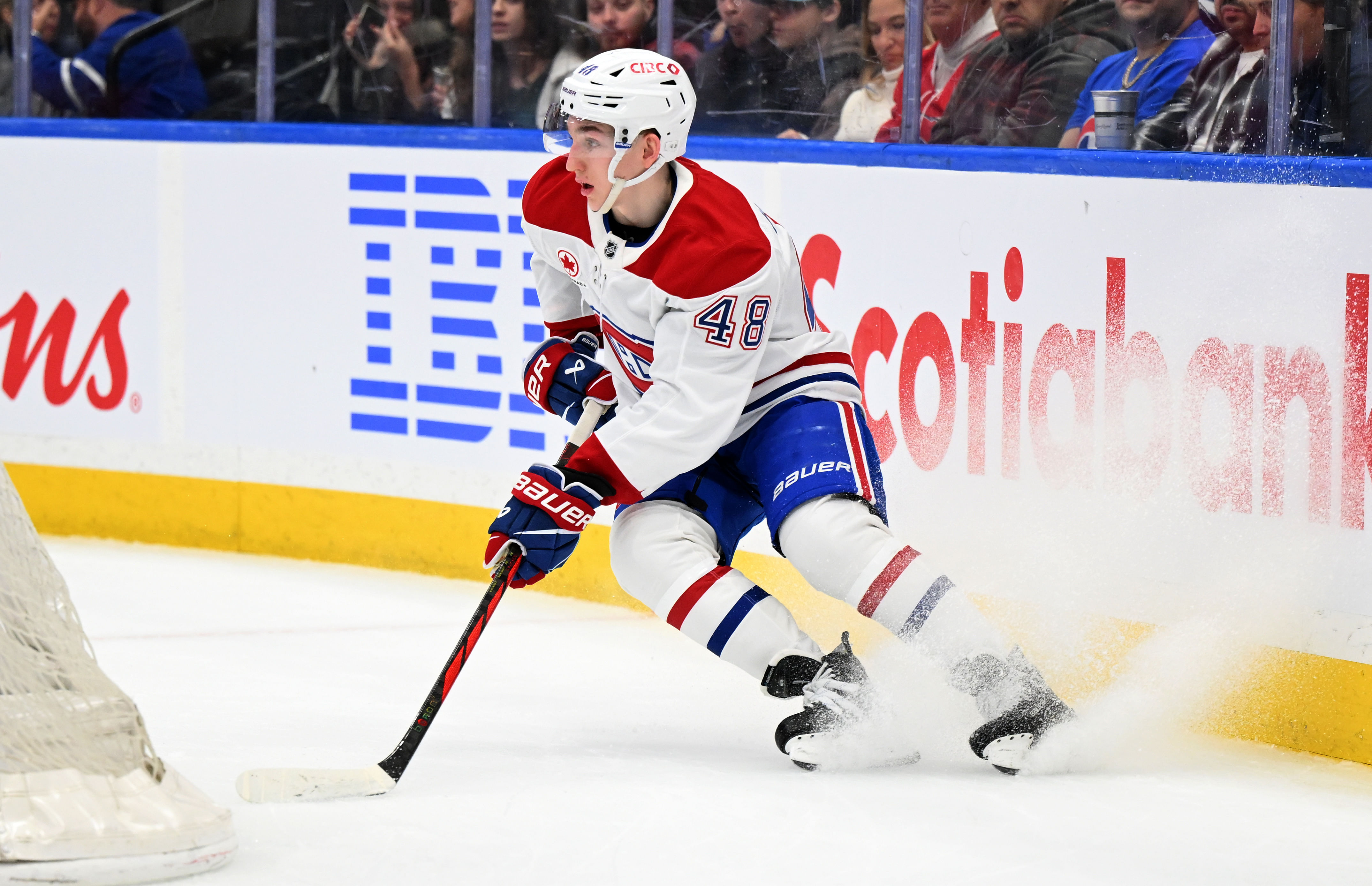 Hutson could sign a short term deal in Montreal - Source: Imagn